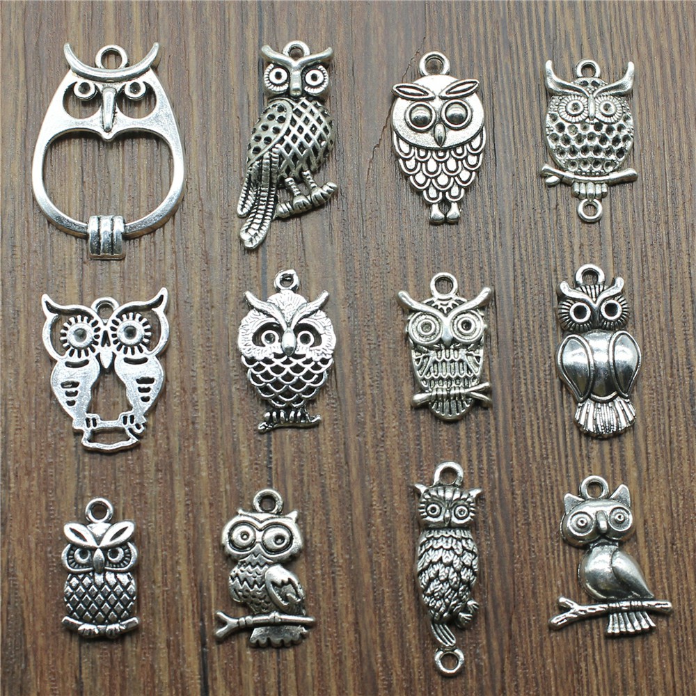 Vintage Fashion Jewelry - 10 個チャームフクロウアンティークシルバーカラーかわいいフクロウペンダントチャーム小さなフクロウチャームジュエリーメイキング用