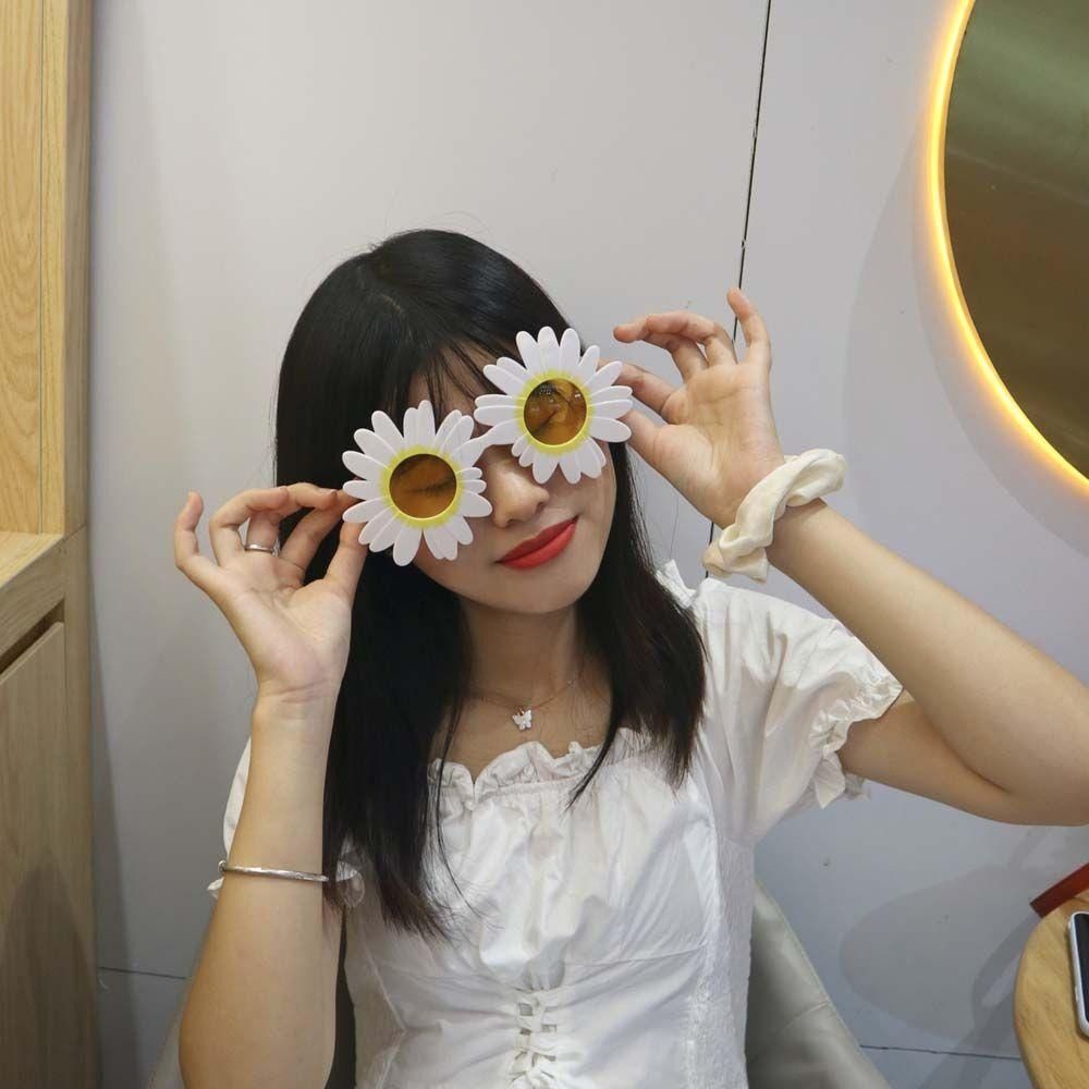 パーティー用品 太陽の花の形をしたフラワーグラス 写真小道具 - Vintage Fashion Photographers のレビューと価格