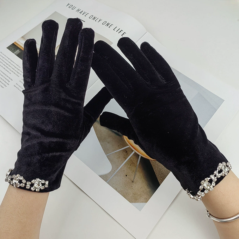 女性エレガントなダイヤモンドビーズ黒ベルベットグローブ女性春 - Vintage Fashion Photographers のレビューと価格